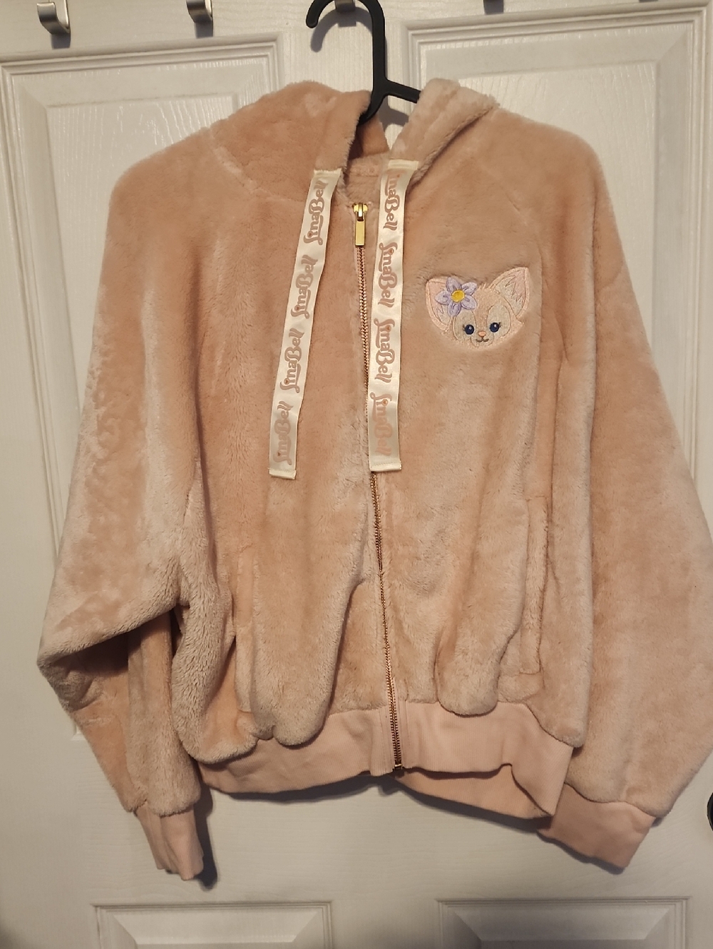 Tokyo DisneySea Limited Edition LinaBell fluffy zip-up